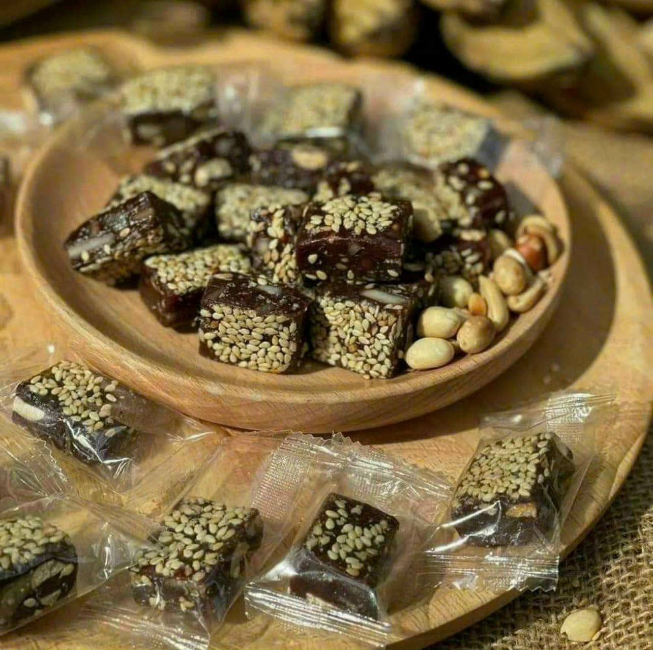 C11-Banana Sesame Peanuts Candy With Coconut - Kẹo Chuối Mè Đậu Phộng Nước Cốt Dừa