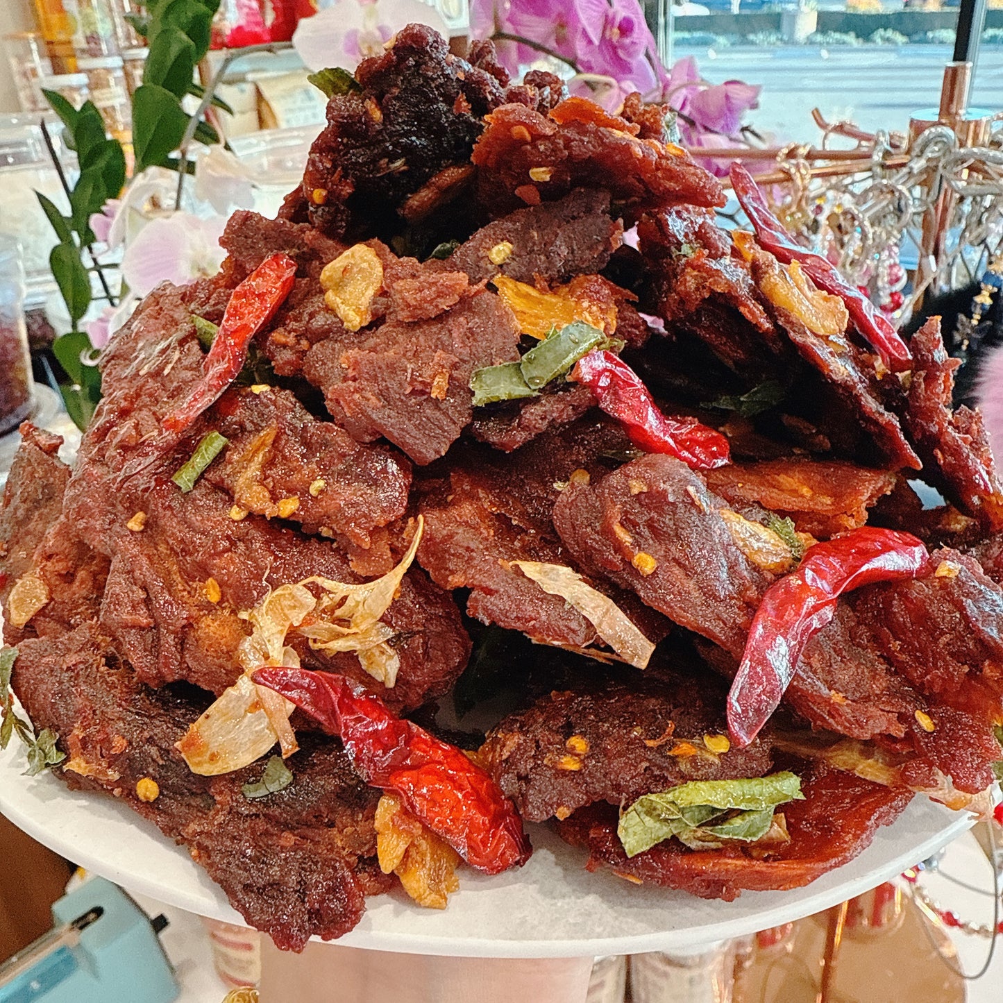 A88: Garlic Beef Jerky & Thai Leave favor - Khô Bò Cháy Tỏi Lá Chanh