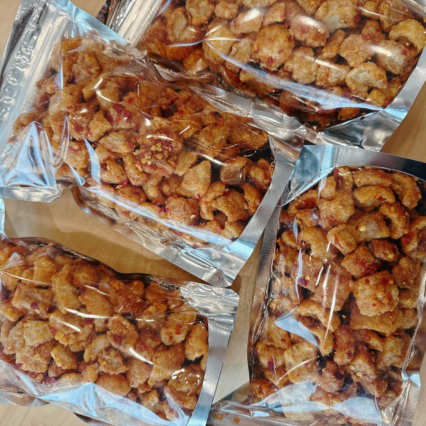 E77: Spicy Crispy Garlic Pork Skin - Da Heo Lắc Mắm Tỏi Ớt Giòn Cay