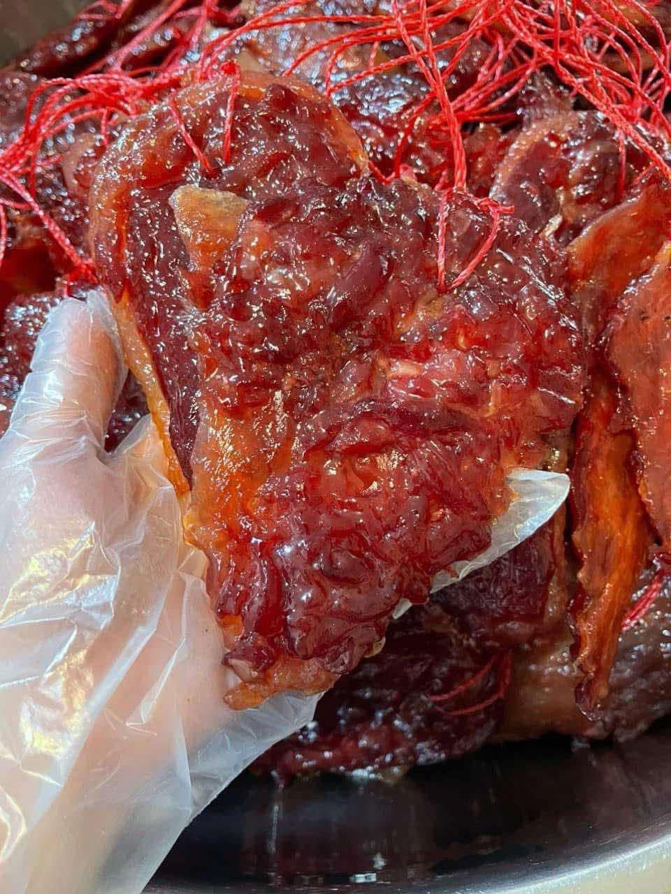 E 66: Duck Leg Sausage- Lạp Vịt 500 gr - 1.1 lb