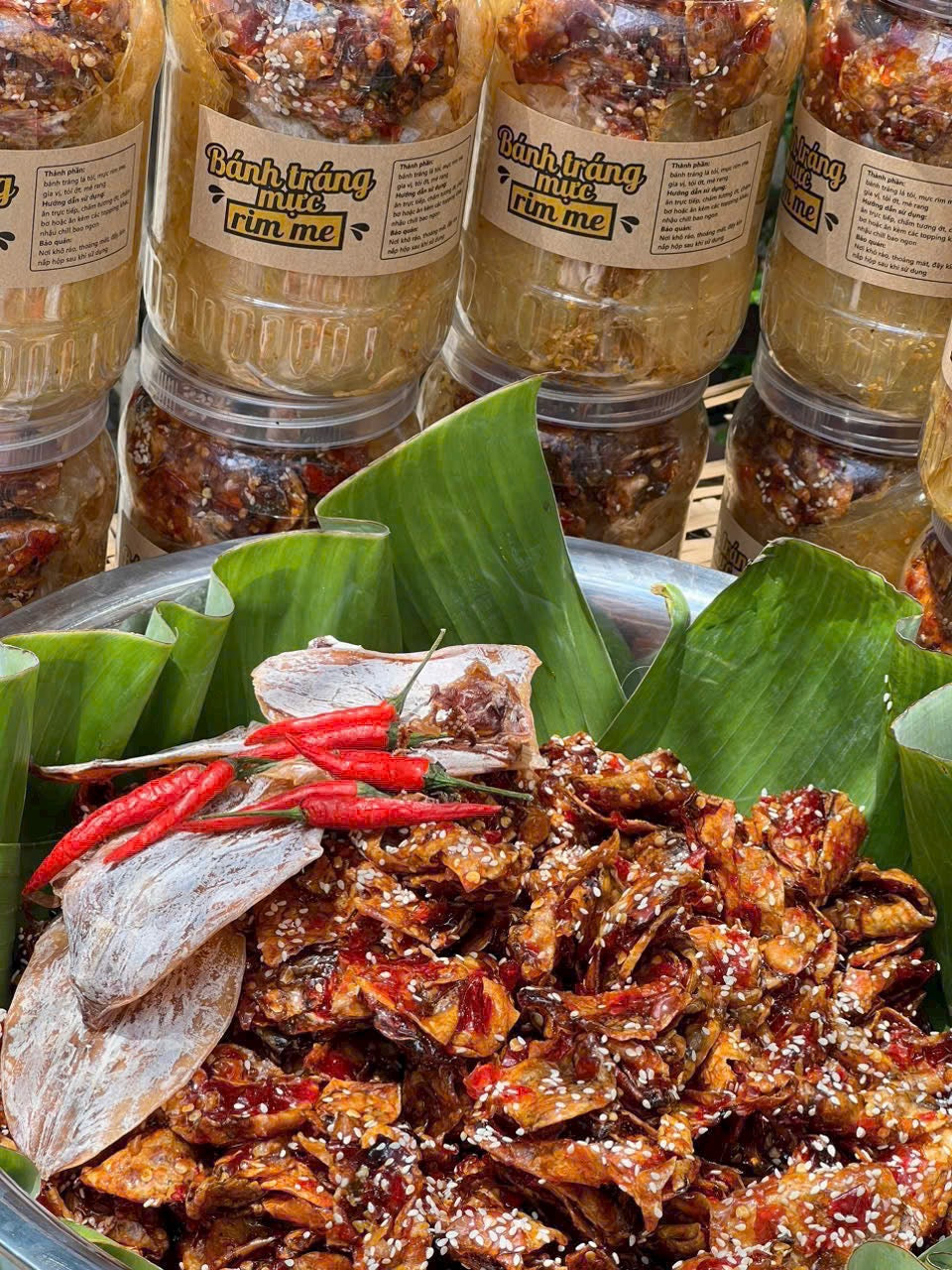 E06 : Tamarin Sweet &Sour Squid &Rice Paper - Bánh Tráng Mực Rim Me