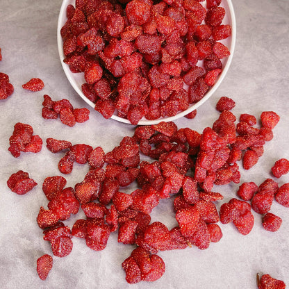 C17-Dried Strawberry Sweet&sour -Dâu Thái Dẻo Sấy Chua Ngọt.