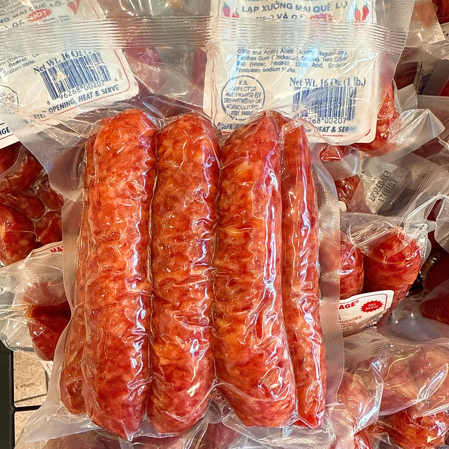 A56: Spicy Pork & Chicken Sausage- Lạp Xưởng  Gà Heo Cay