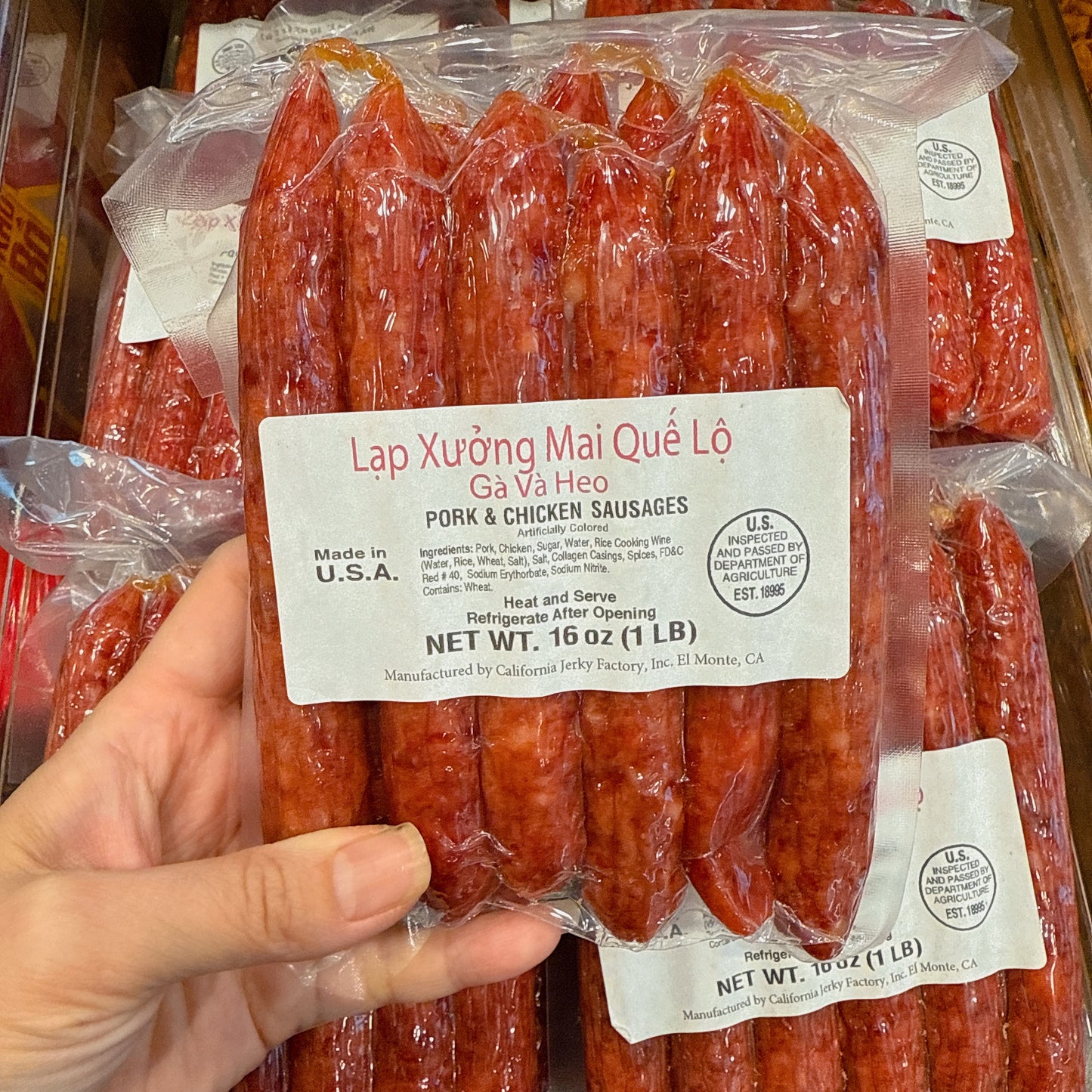 A 38 : Pork &Chicken  Sausages - Lạp Xưởng Gà & Heo