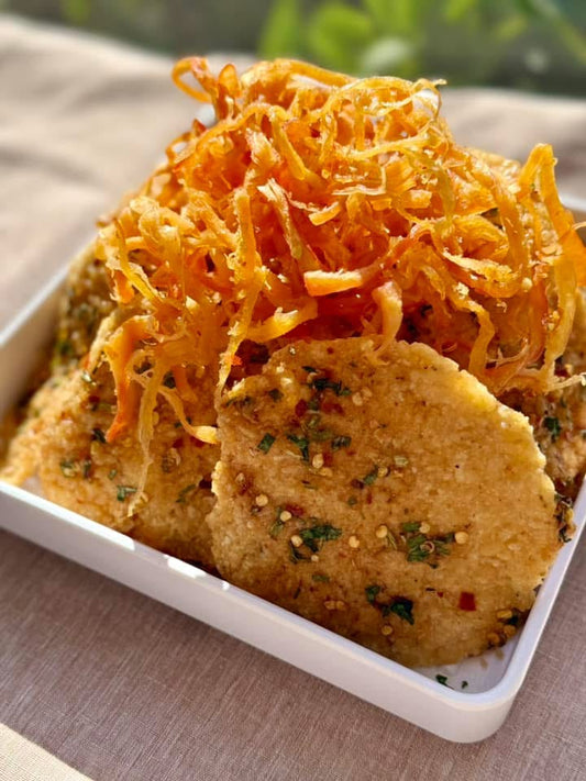 Crispy Rice with squid garlic butter - Cơm Cháy Mắm Hành Mix Khô Mực Bơ Tỏi