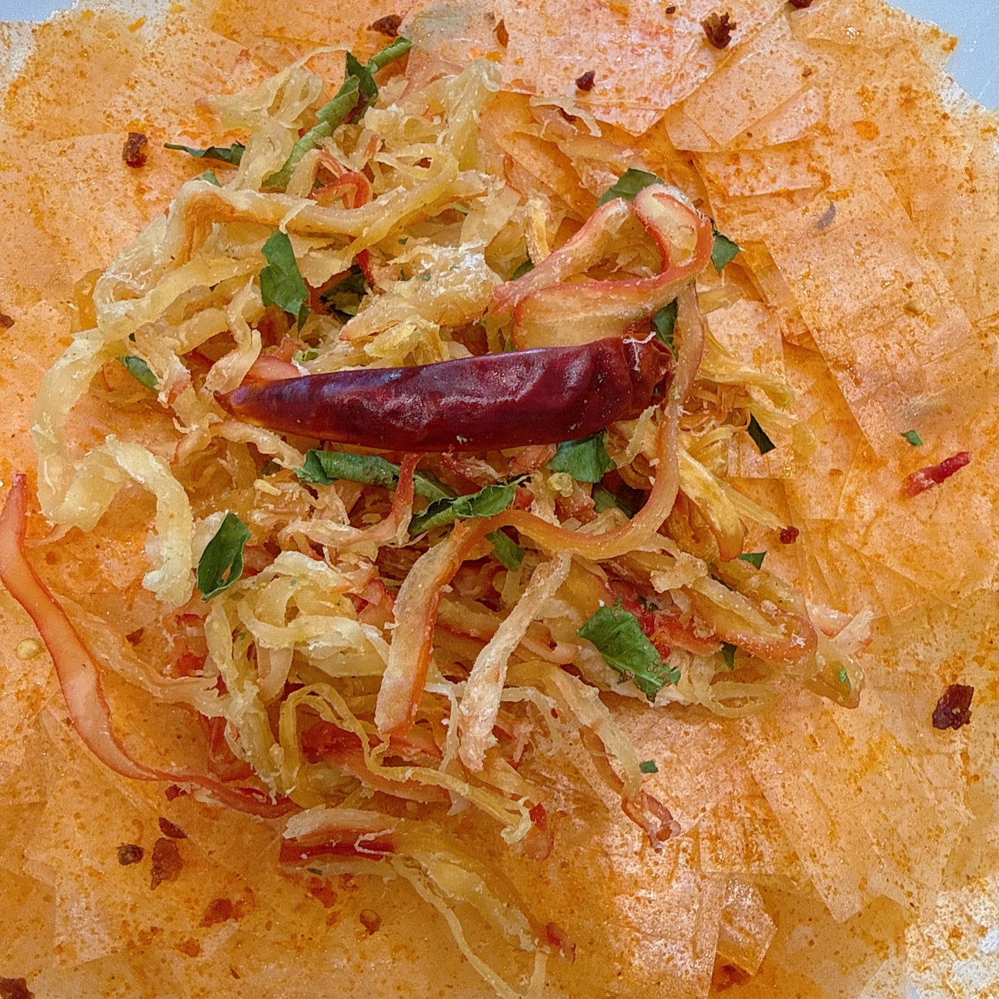 Tomyum Rice Paper with lemon leaf Squid - Bánh Tráng Tomyum Khô Mực Lá Chanh