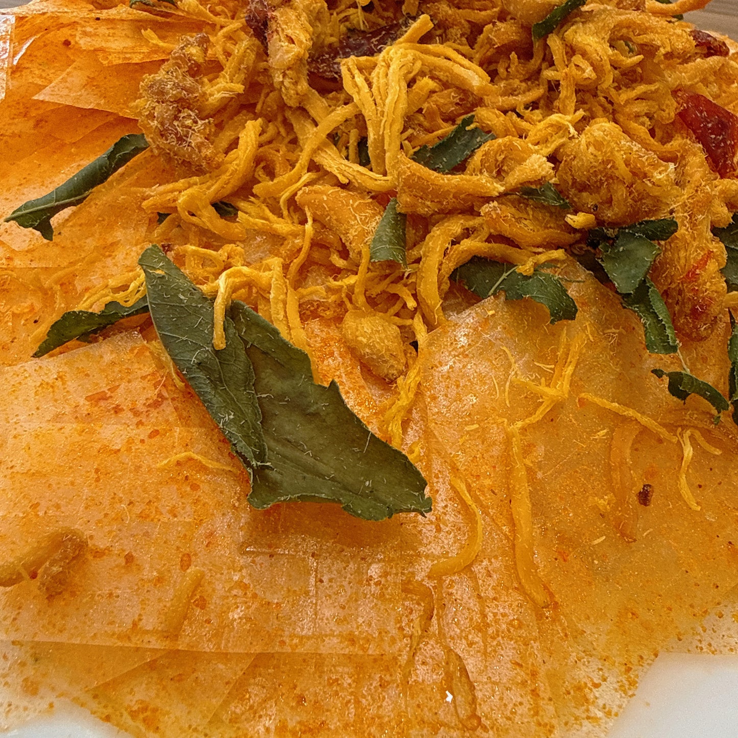 Rice Paper With Spicy Chicken Lemon Leaf - Bánh Tráng Siêu Cay Khô Gà Lá Chanh