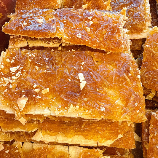 E61 :Mango Ginger Crispy Cake - Xoài Gừng Kẹp  Bánh Phồng Giòn