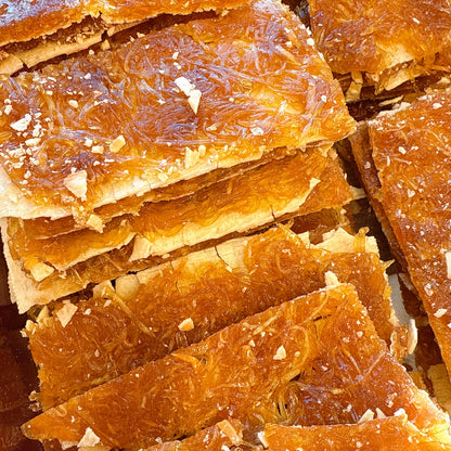 E61 :Mango Ginger Crispy Cake - Xoài Gừng Kẹp  Bánh Phồng Giòn