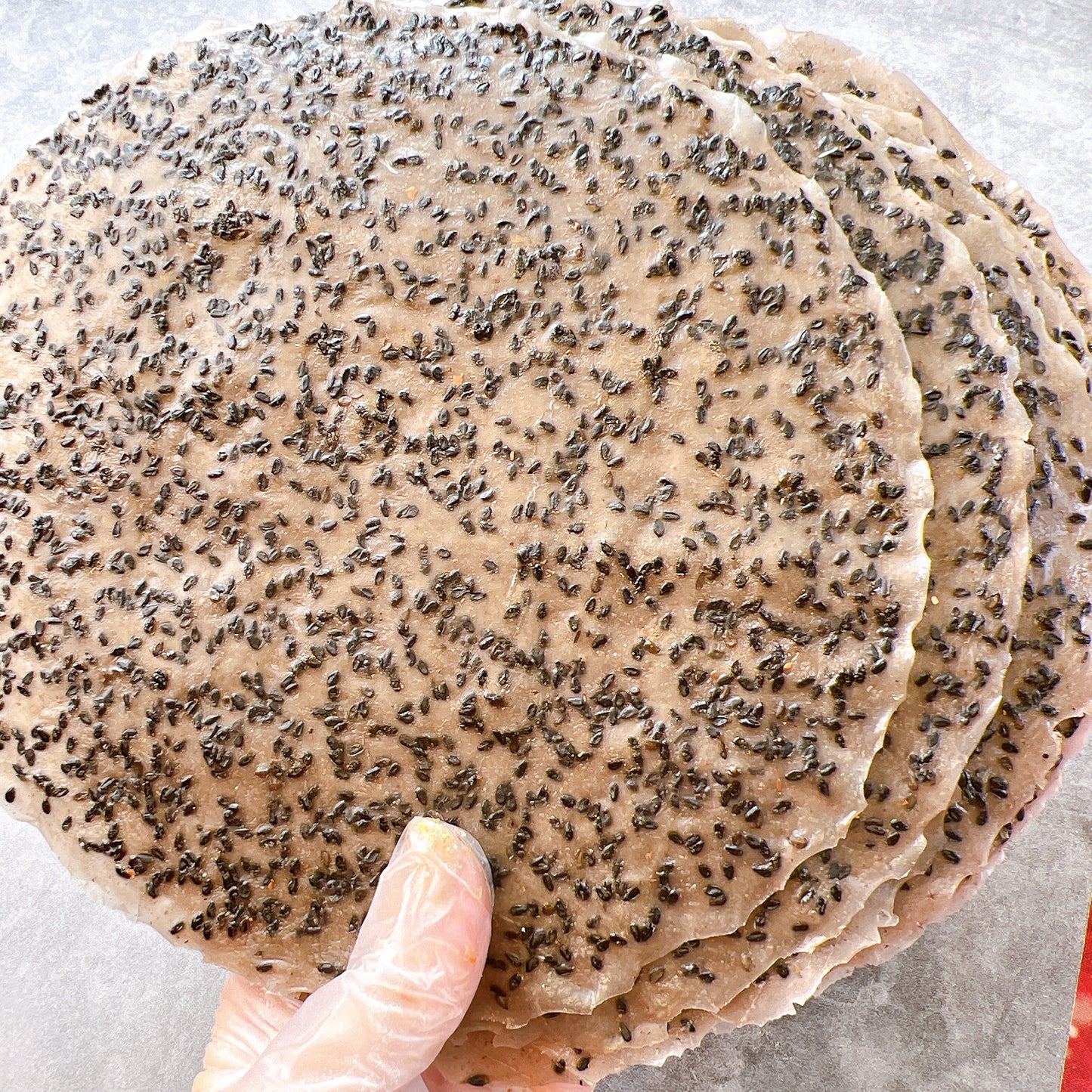 E08-Coconut Sesame Rice Paper- Bánh Tráng Nướng Mè Đen Cốt dừa