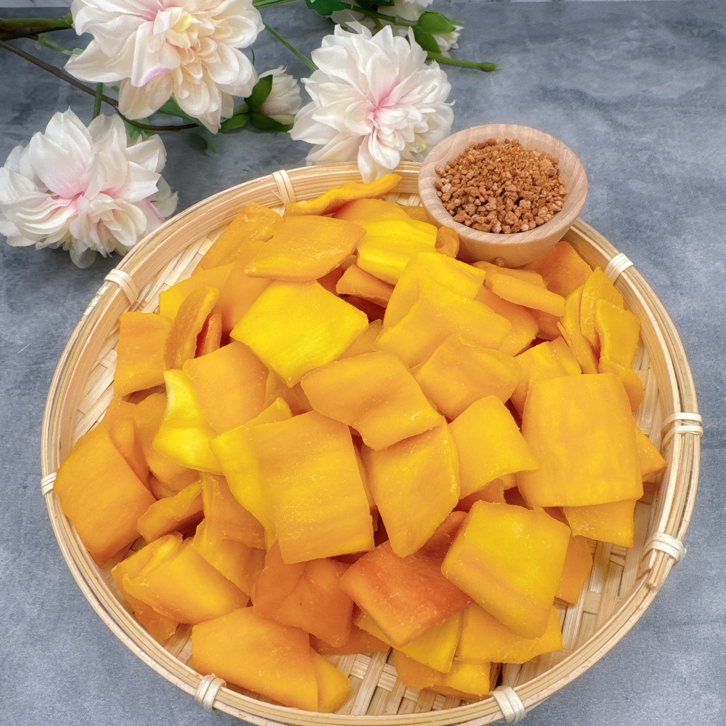 C77 Sweet & Sour Soft Mango-  Xoài Sấy Dẻo Chua Ngọt Muối Ớt.