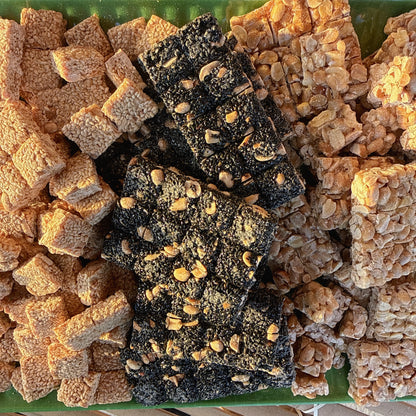 E78 : combo peanut +black sesame + with sesame- Kẹo Đậu Phộng + Thèo Lèo +Mè Trắng Mix