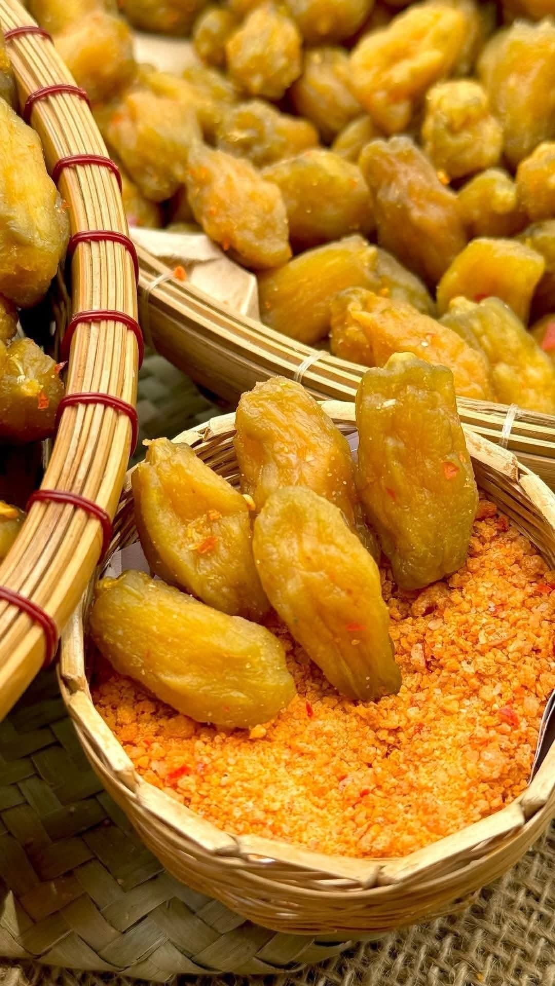 C18- Cóc Non Rim Muối Ớt Chua Cay.